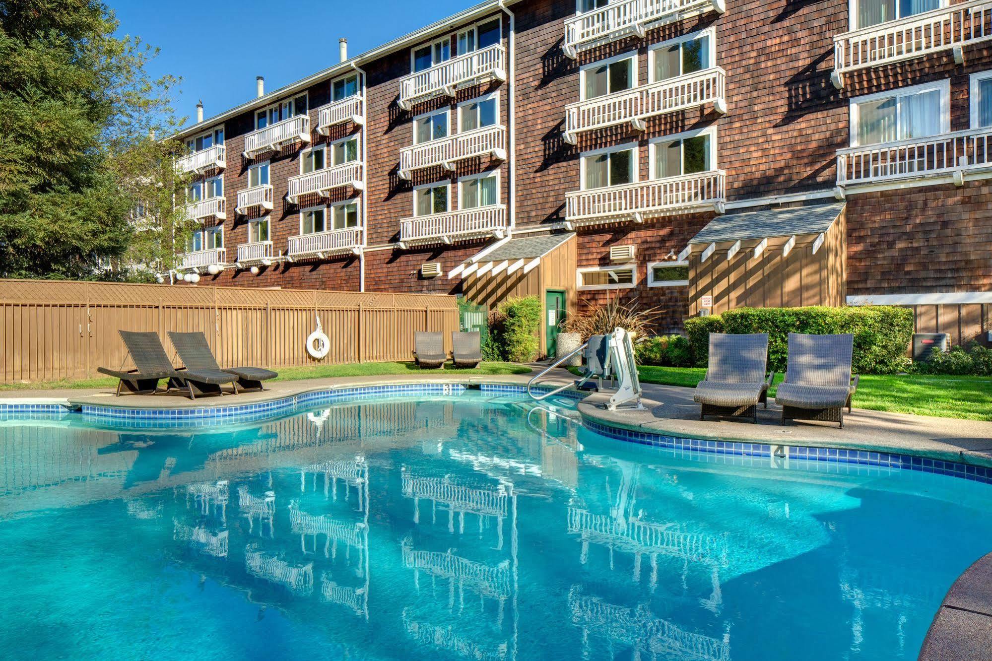 Lake Natoma Inn Фолсом Экстерьер фото